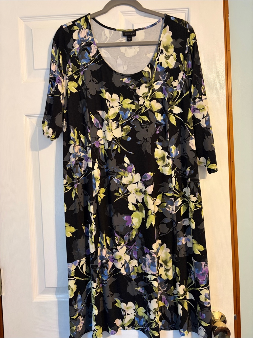 J. Jill Black Floral Scoop Neck Tunic with Green and Purple Accents